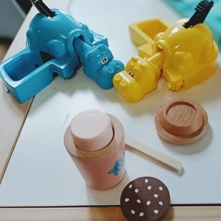 Fine motor skills: playing games